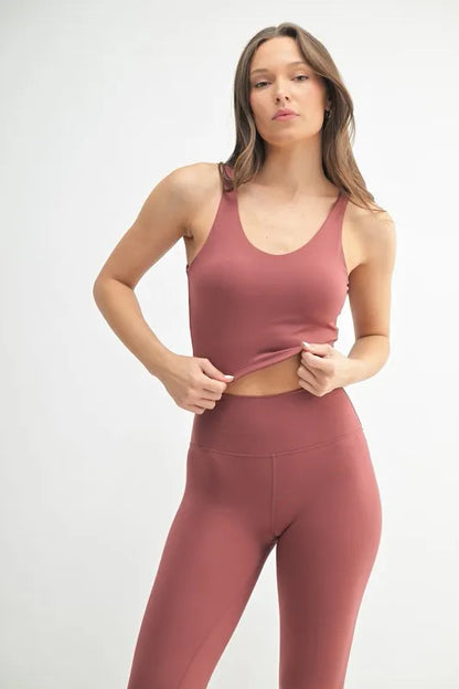 MONO B Venice Cloud Light U-back Active
Tank